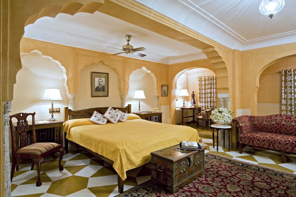 Samode Haveli Hotel Джайпур Стая снимка